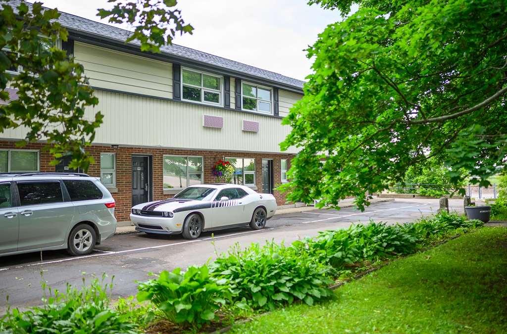 Rodd Moncton Hotell Eksteriør bilde